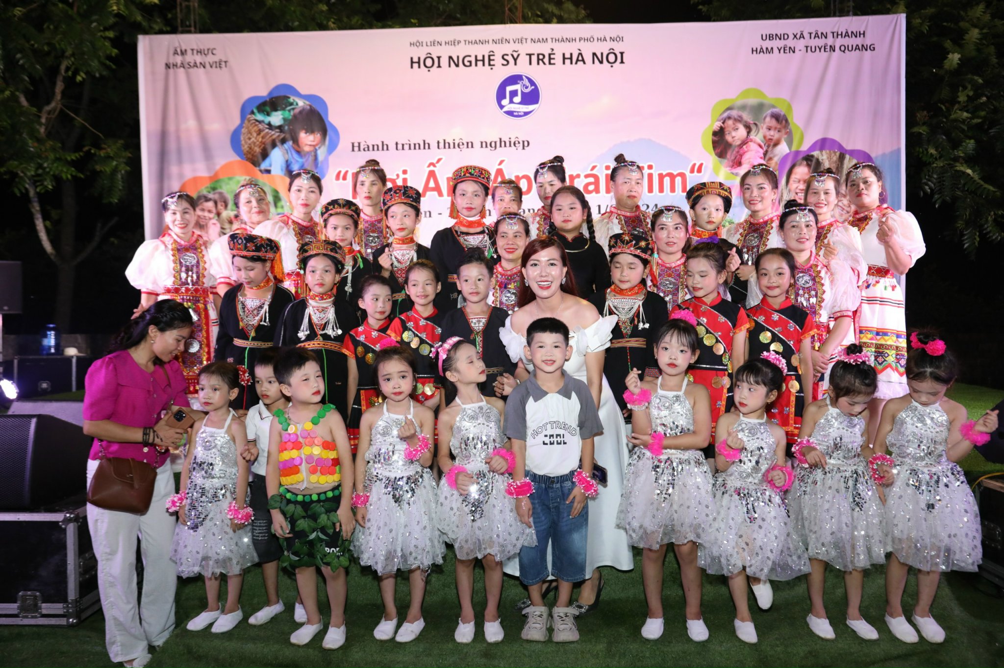 Hành Trình Thiện Nguyện: Chung Tay Vì Một Xã Hội Tốt Đẹp Hơn